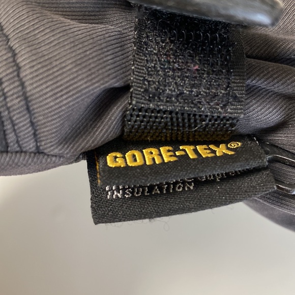 GORE-TEX Gates Palm-Leather Thinsulate Supreme Insulation Gloves - Picture 9 of 9